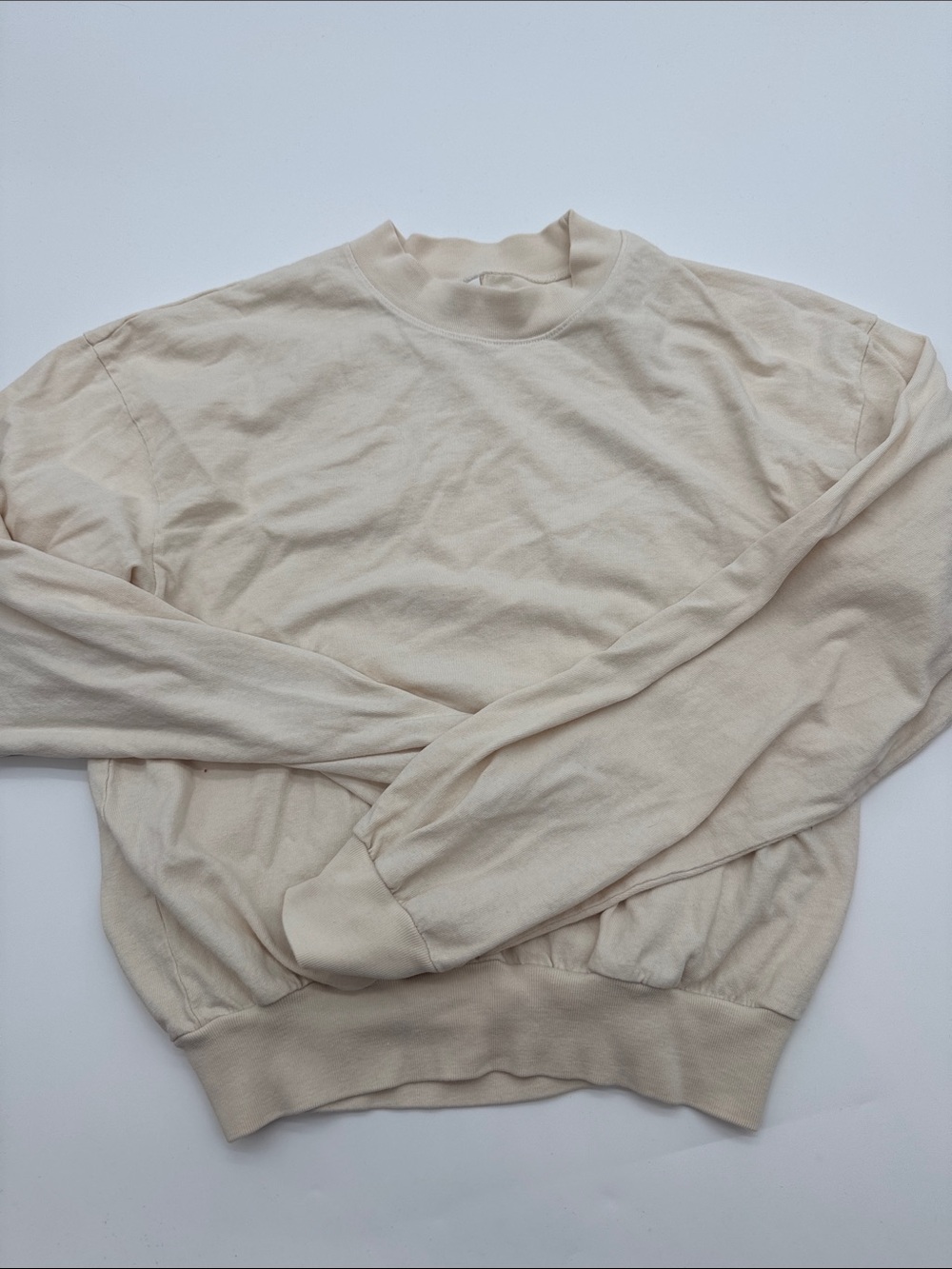 Los Angeles apparel Basic Cropped tshirts Set in Black and Cream size small - Picture 5 of 6
